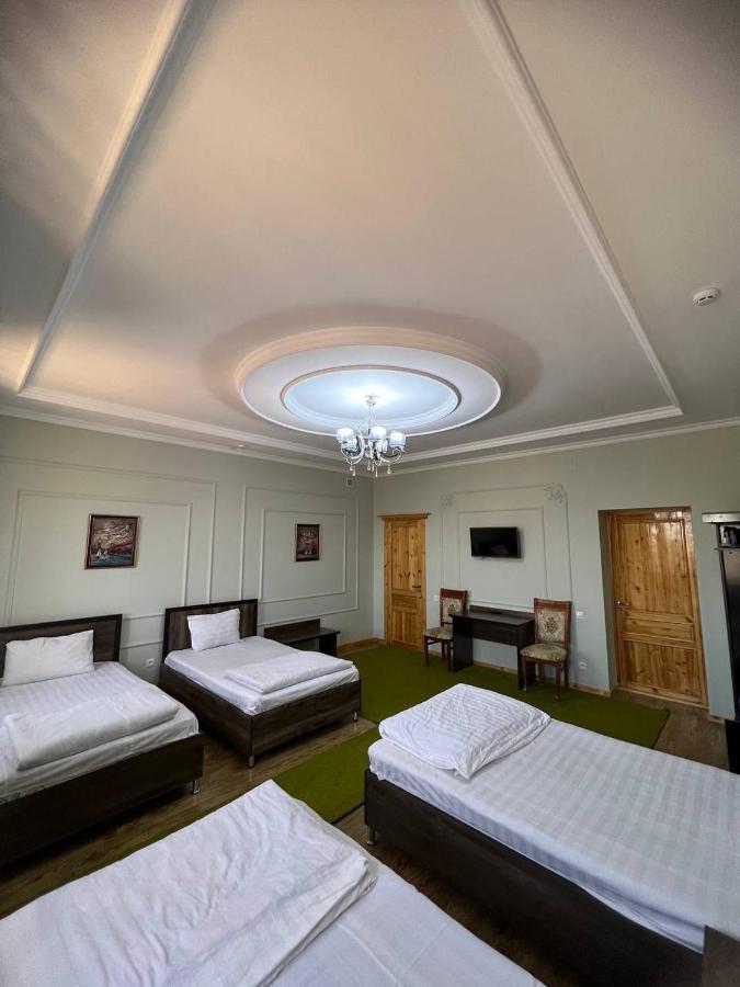 Tomaris Hotel Nukus Buitenkant foto